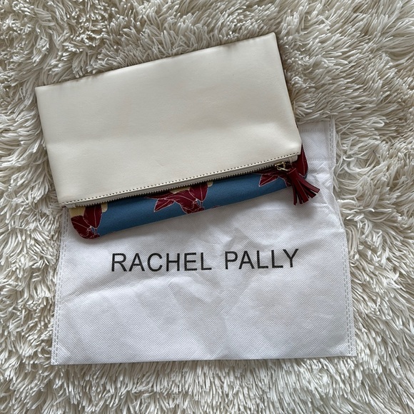 Spring Clutch - Picture 1 of 4